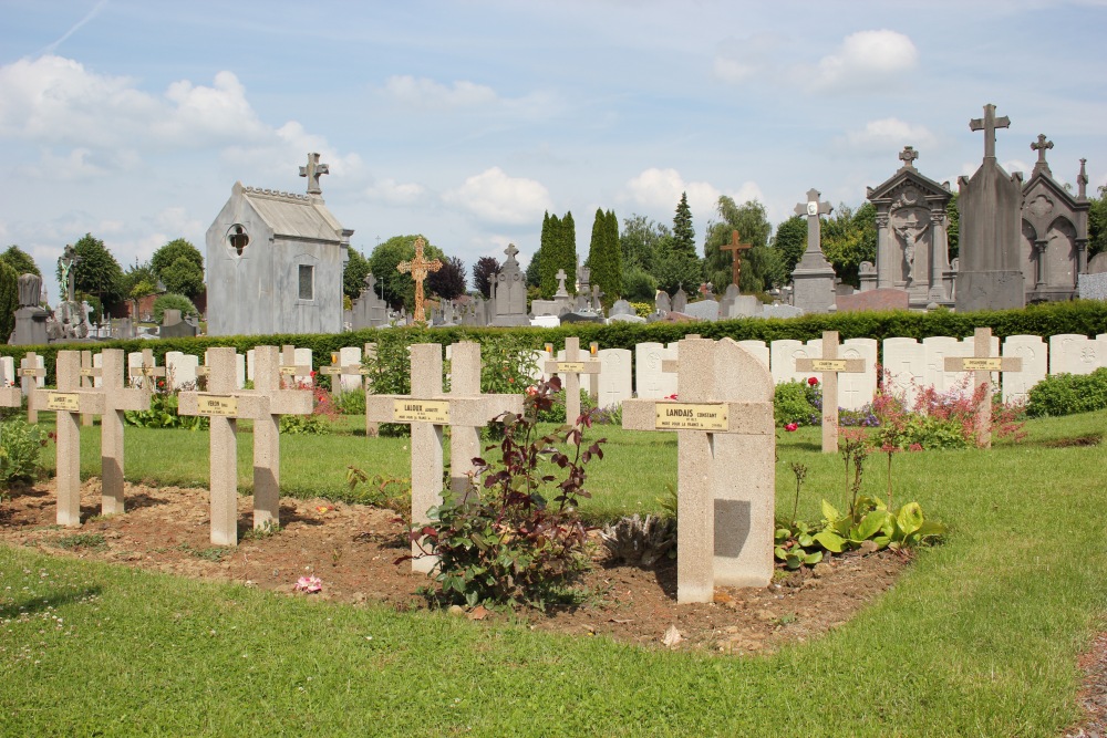 French & Belgian War Graves Porte de Paris Cambrai #2