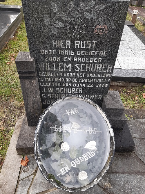 Dutch War Grave Makkinga #3