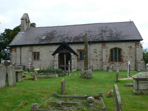 Oorlogsgraven van het Gemenebest St. Meugan Churchyard