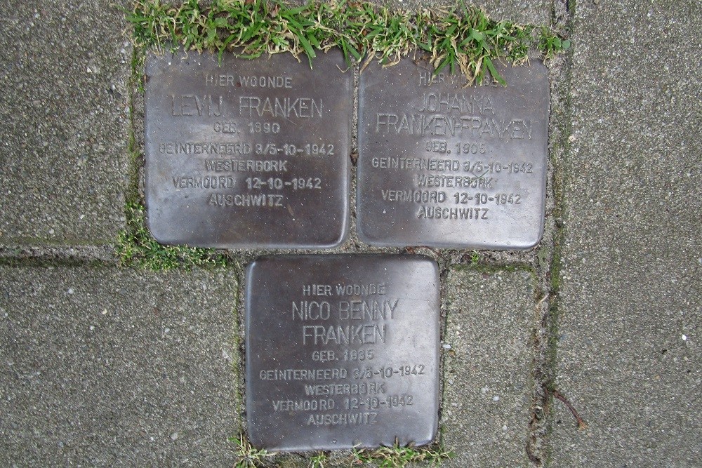 Stolpersteine Gronausevoetpad 116