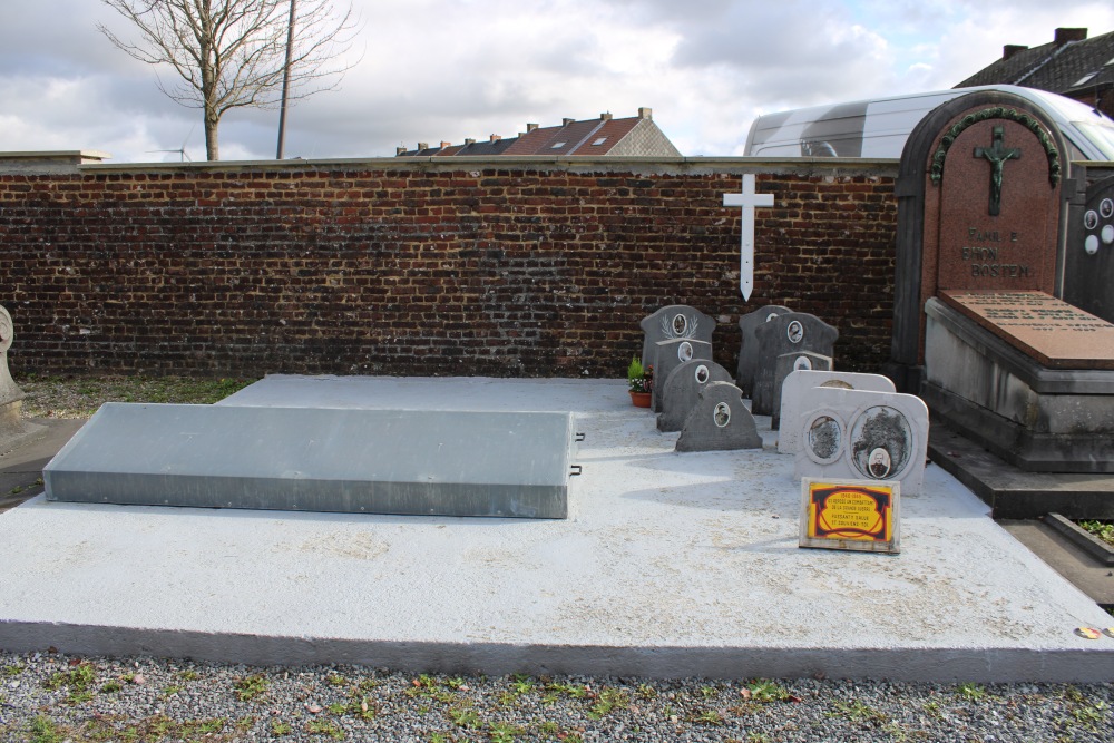 Belgische Oorlogsgraven Houdeng-Goegnies	