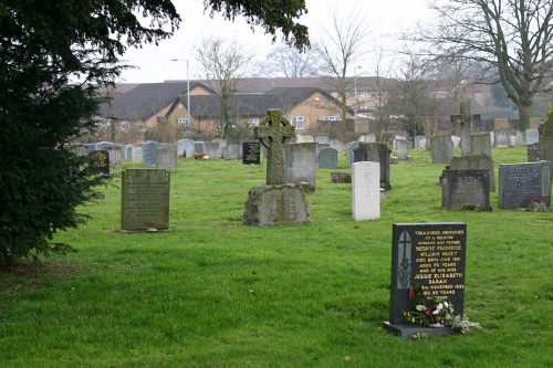 Commonwealth War Graves St James Churchyard