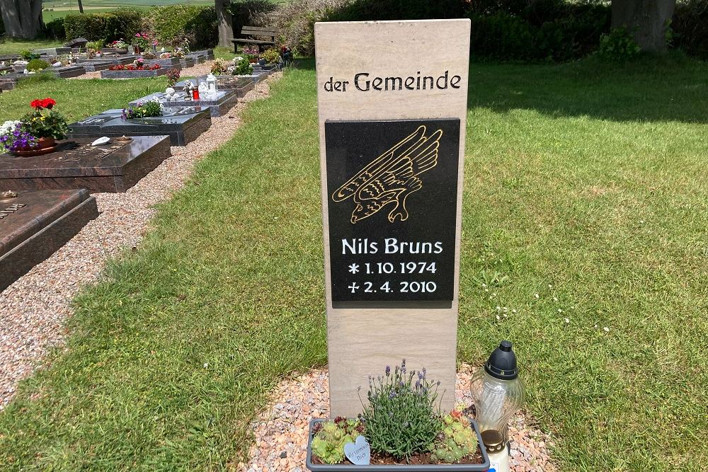 Duits Oorlogsgraf Friedhof Dielmissen