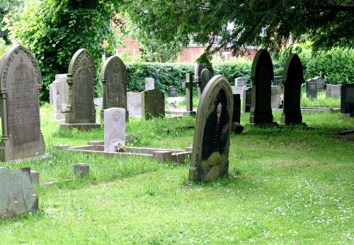 Oorlogsgraf van het Gemenebest St. Mark Churchyard #1