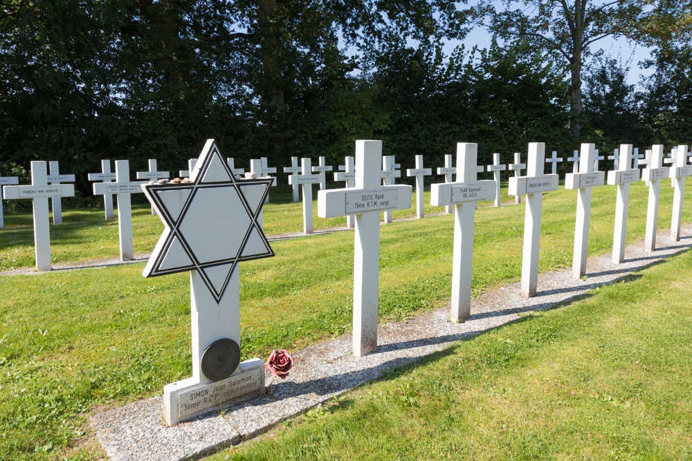 French War Cemetery Kapelle #4