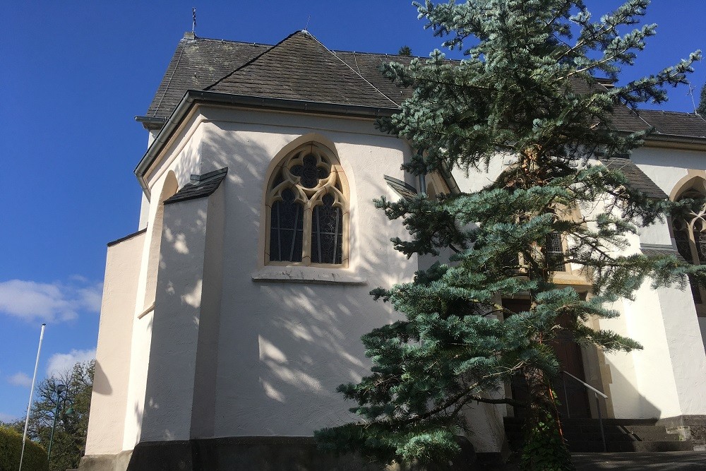 Monument For The Fallen In WW1 And WW2 Kirchdaun #5