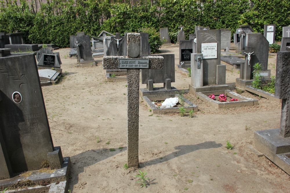 Belgische Oorlogsgraven Nevele #2