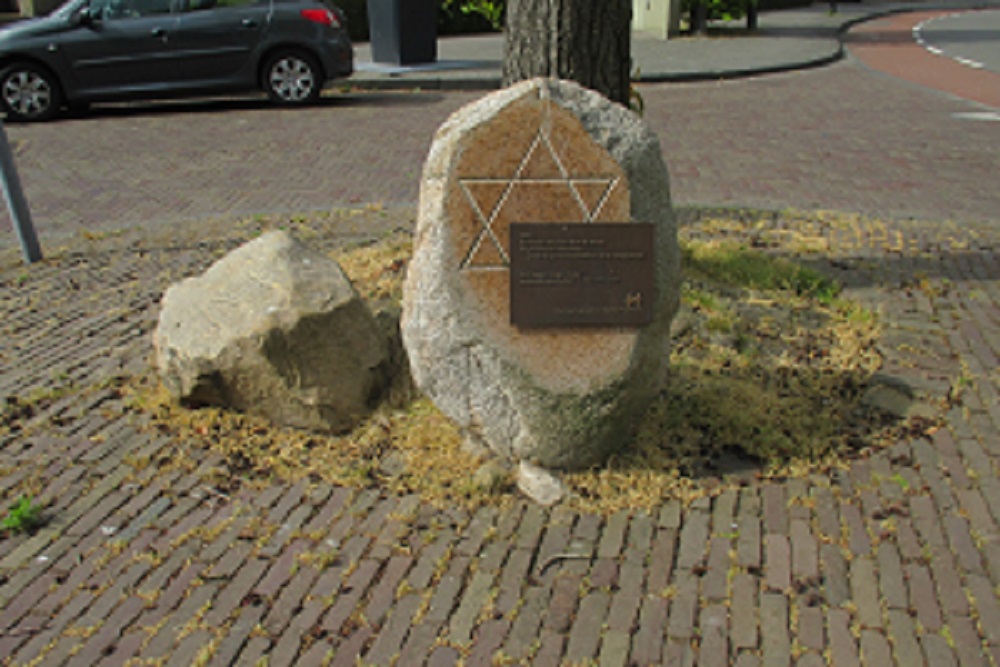 Monument Weggevoerde Joden Oranjestraat #1