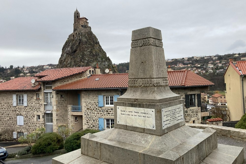 War Monument Aiguilhe #1