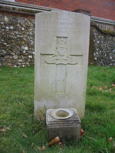 Commonwealth War Graves St Margaret Churchyard #3