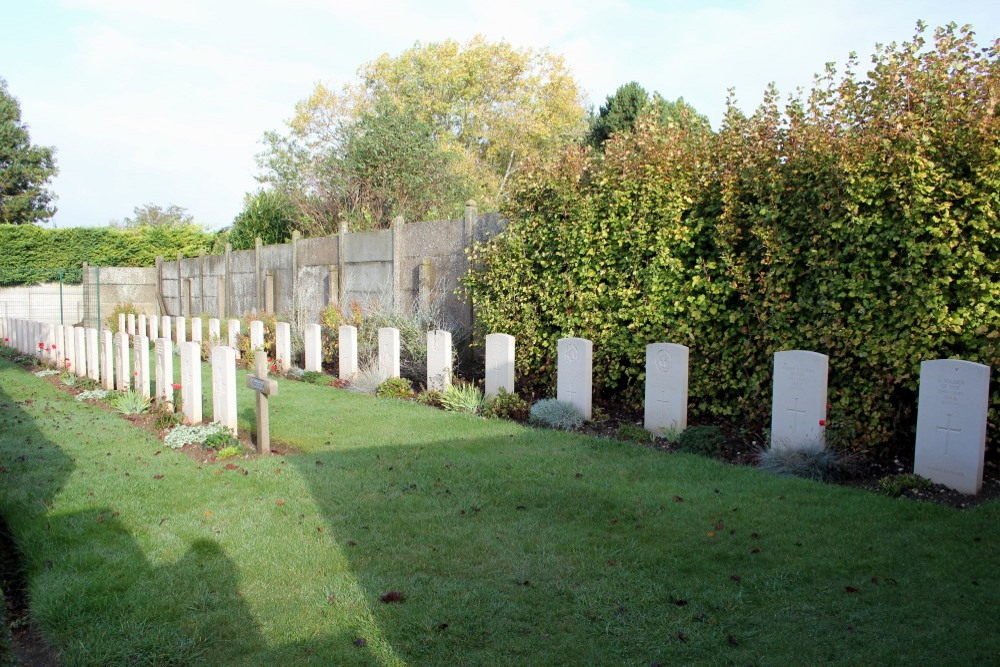 Commonwealth War Graves Athies Extension #5