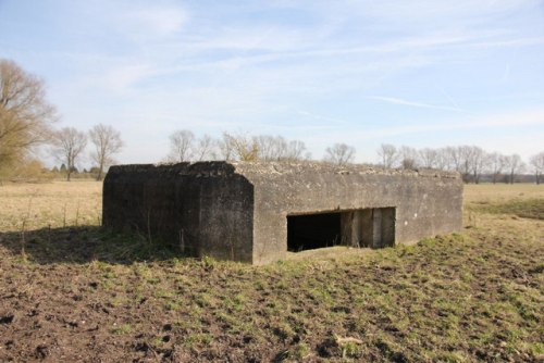 Pillbox FW3/28A Aldermaston Wharf #1