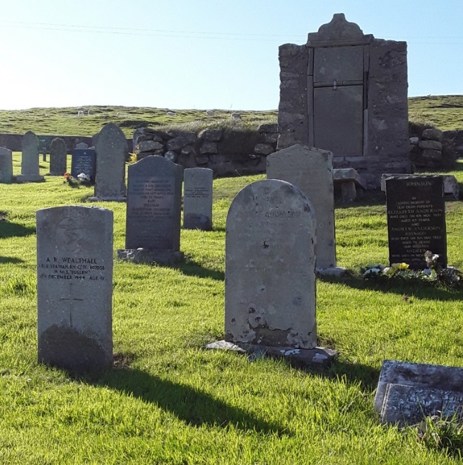 Commonwealth War Graves Esha Ness Old Cemetery