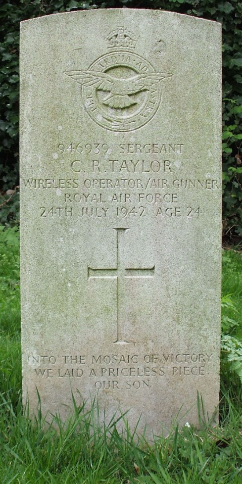 Commonwealth War Grave Dawley Baptist Chapel Cemetery #1