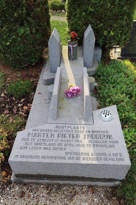 Dutch War Grave General Cemetery Hippolytushoef #2