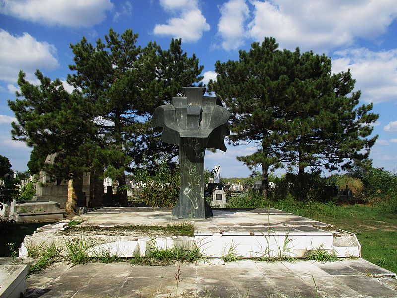Memorial Killed Partisans Kikinda #1