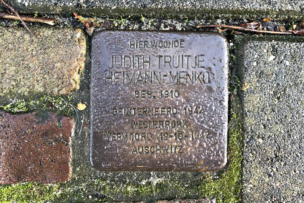 Stolpersteine Albert Cuijpstraat 18 #4