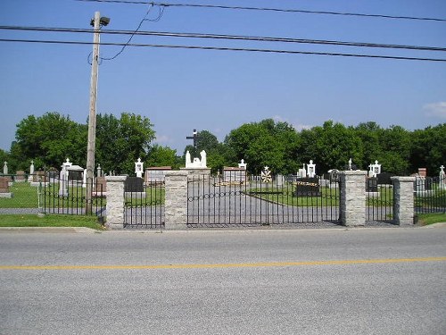 Oorlogsgraf van het Gemenebest Notre Dame de Rosaire Cemetery