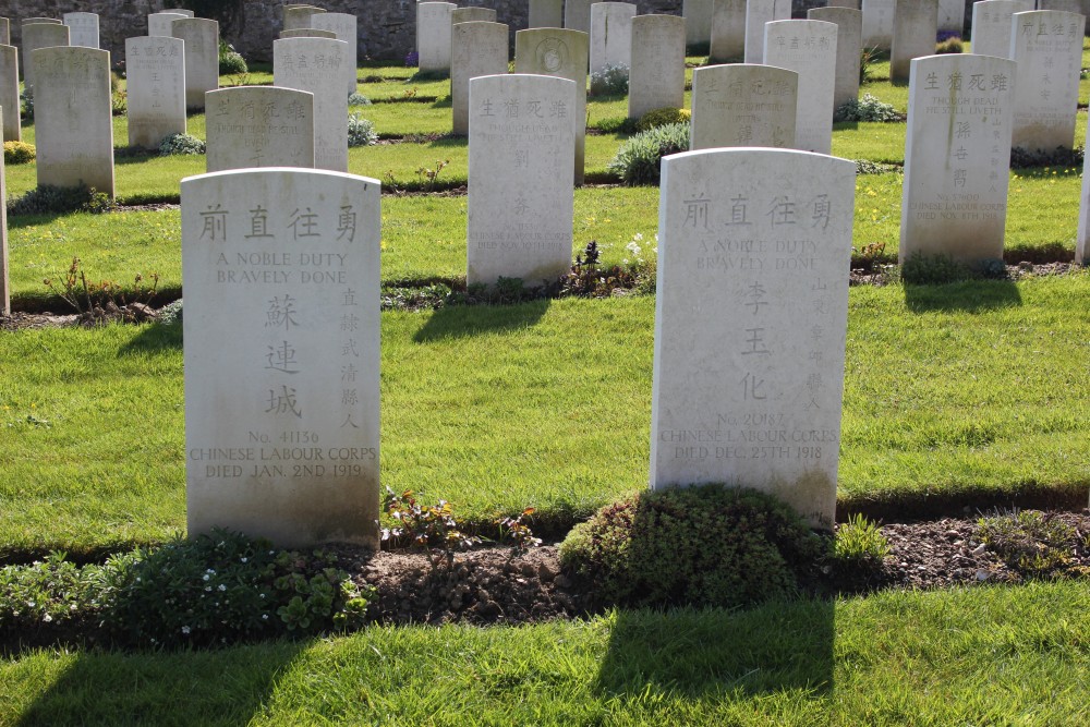 Commonwealth War Graves Saint-Étienne-au-Mont #4