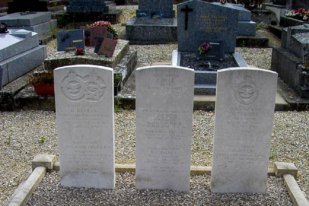 Oorlogsgraven van het Gemenebest Donnemarie-Dontilly #3