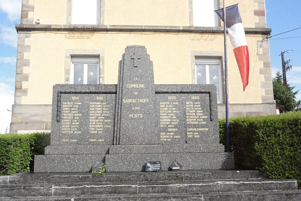 War Memorial Sarraltroff #1