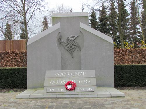 Monument Belgische Oudstrijders Brugge Centrale Begraafplaats #2