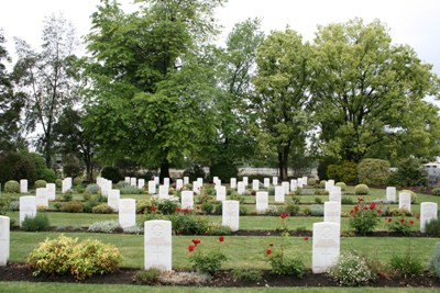 Commonwealth War Cemetery Albury #1