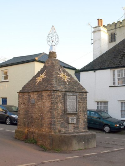 Oorlogsmonument Denbury #1