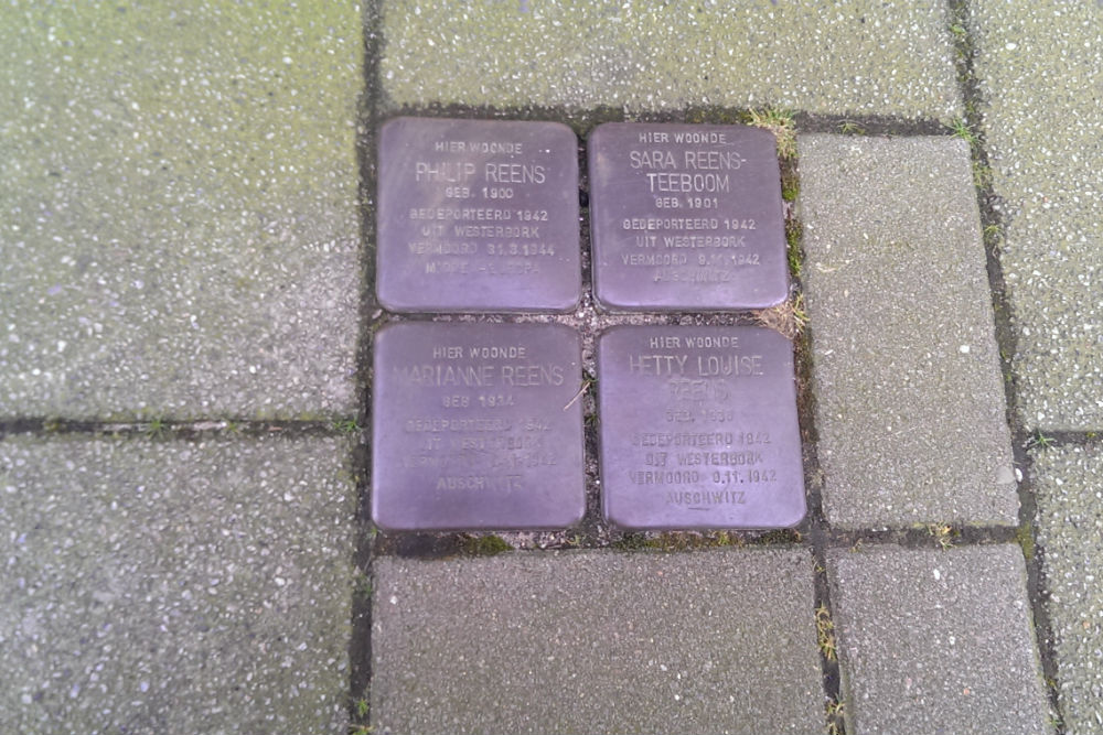 Stolpersteine Straatweg 68a #1