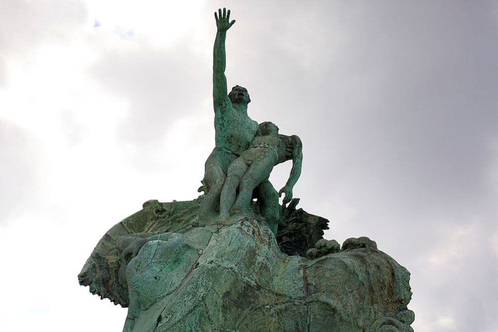 Memorial Victims of the Sea