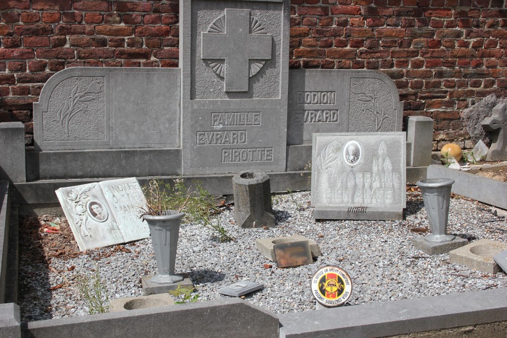 Belgische Graven Oudstrijders Seraing-le-Château #2