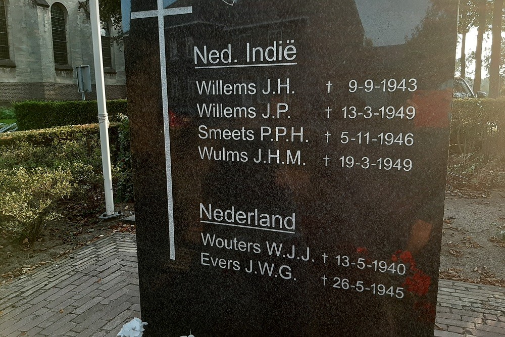 Memorial Dutch Indies Posterholt #4