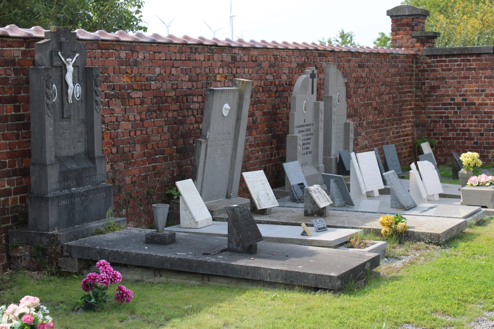Belgian Graves Veterans Chapelle--Wattines #2