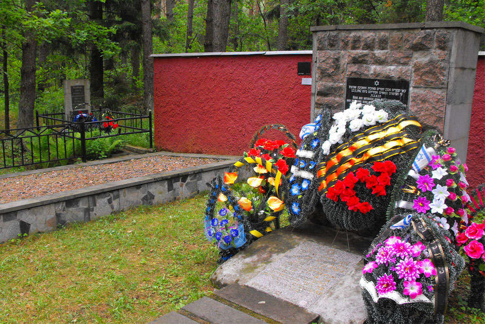 Cemetery Holocaust Victims 1941-1942 #2