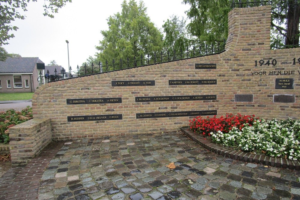 War Memorial Staphorst #2