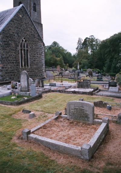 Commonwealth War Graves Donaghcloney Church of Ireland Churchyard