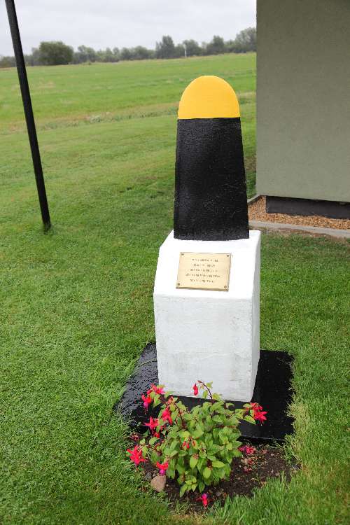 Monument Bemanning 95e Bomb Group #1
