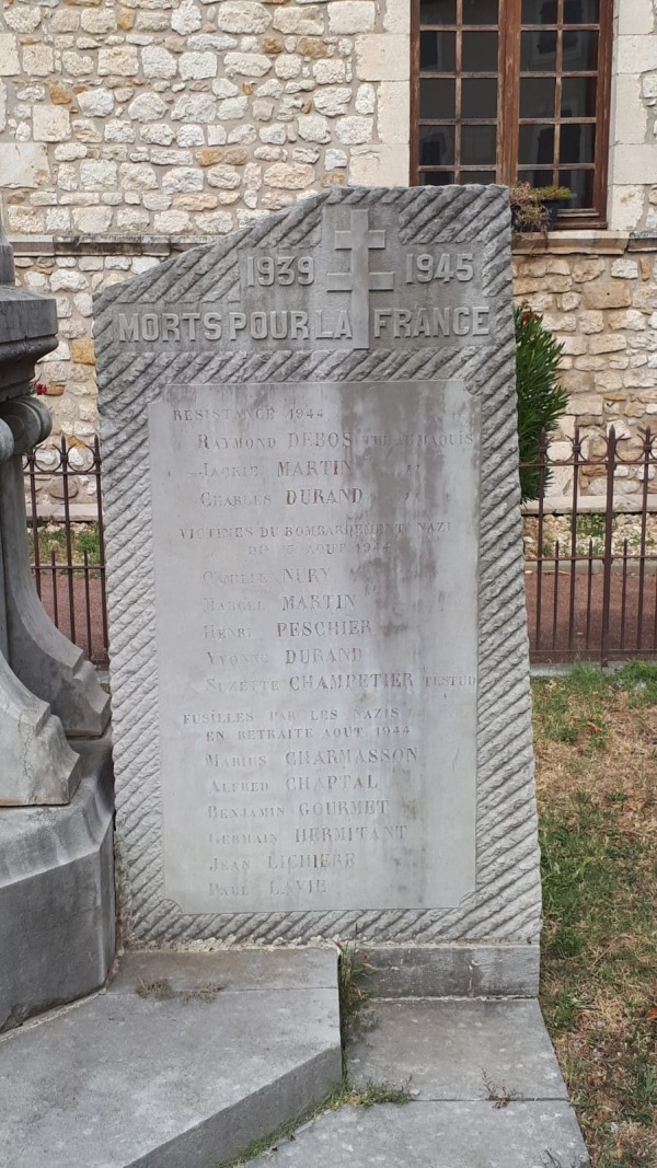 Oorlogsmonument Vallon-Pont-d'Arc #4