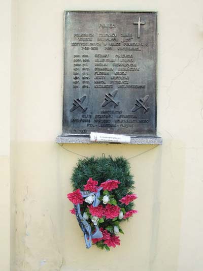 Memorial Crew PZL.37 Los Bombers Radzymin