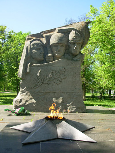 Mass Grave Soviet Soldiers Taranivka #1
