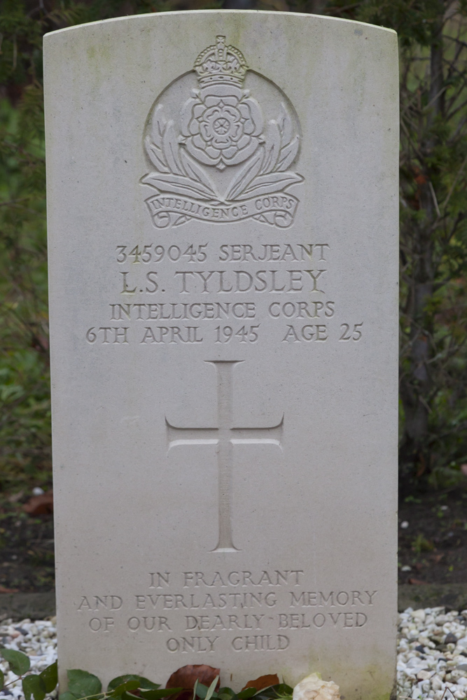 Commonwealth War Graves Groenlo #4