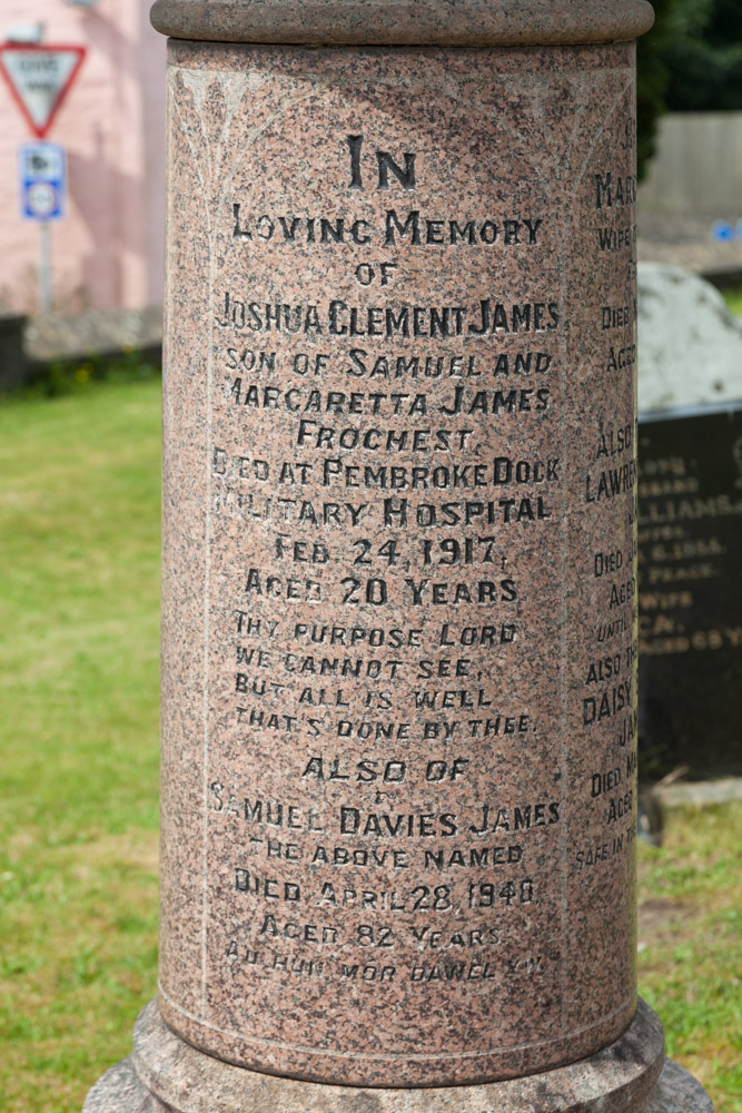 Commonwealth War Grave St. Cristiolus Churchyard #2