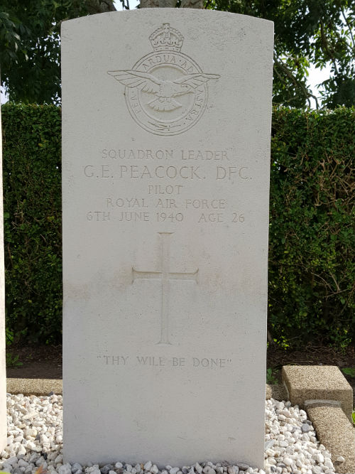 Commonwealth War Graves Simonshaven #1