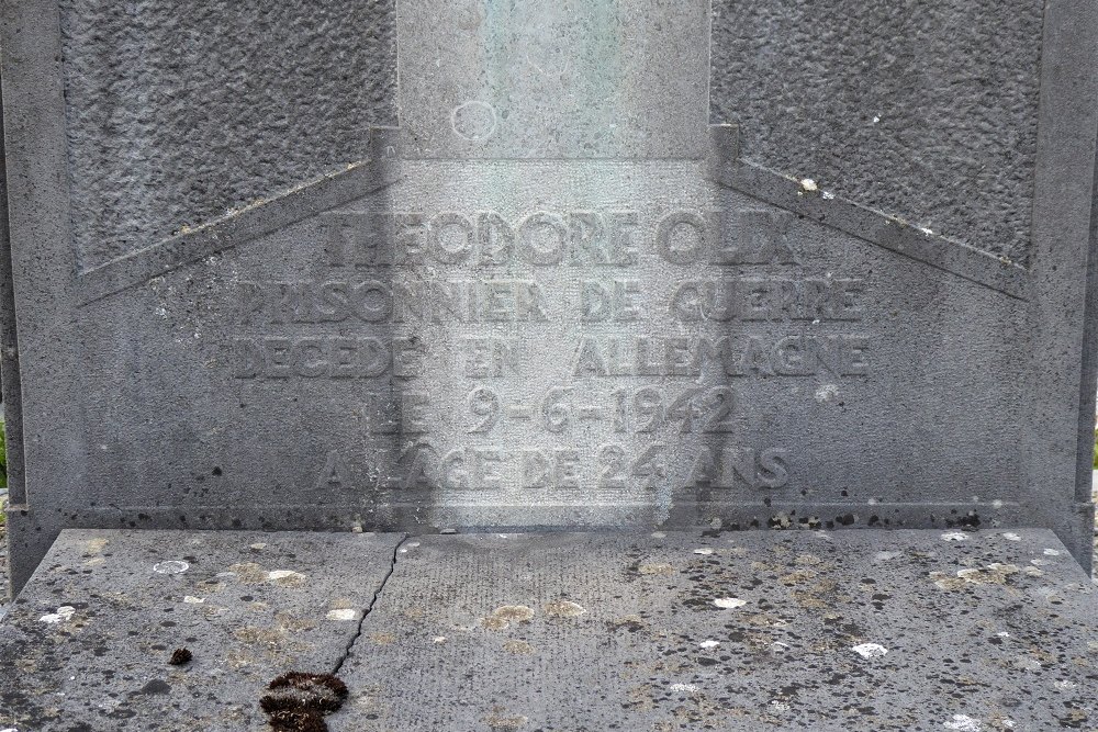 Belgian War Graves Froidlieu #2