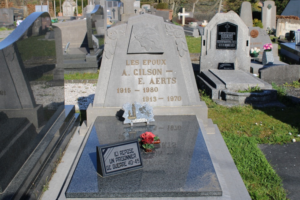 Belgian Graves Veterans Chapelle-Saint-Laurent #2