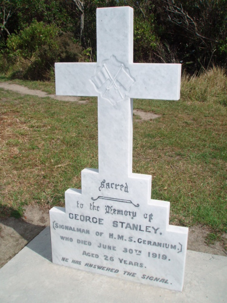 Commonwealth War Grave Somes Island Cemetery