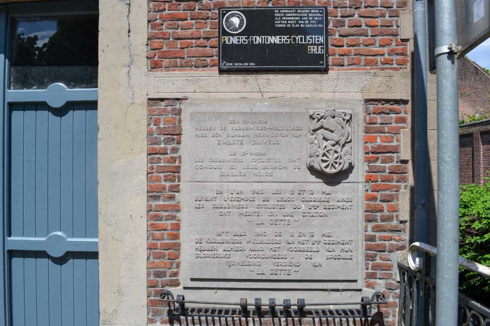 Gete Bridge and Memorial Carabineers-Cyclists #2