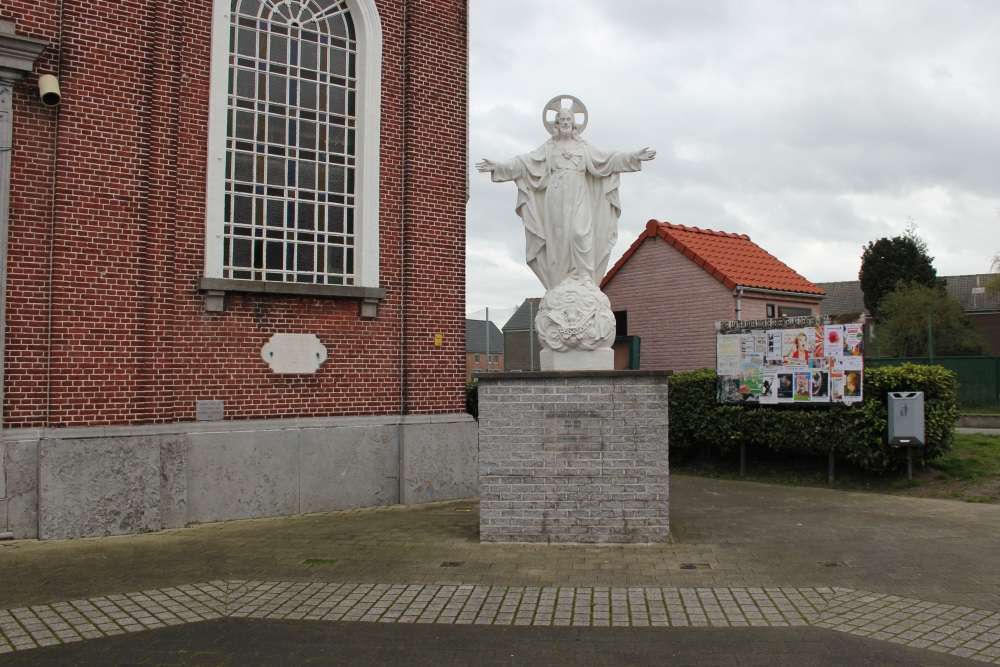 Oorlogsmonument - Heilig Hartbeeld Hamme Zogge #1