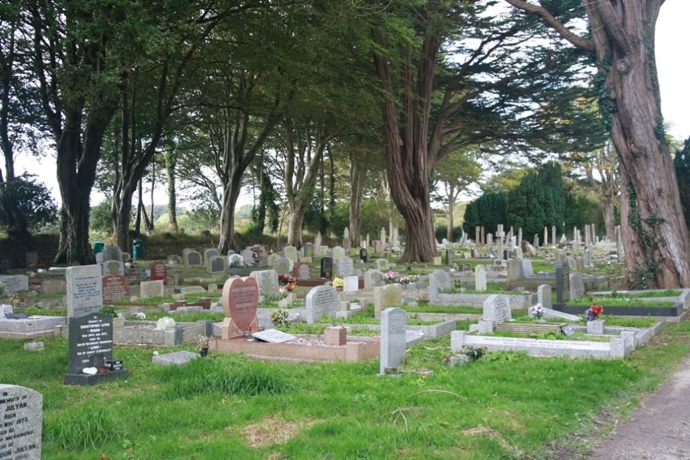 Commonwealth War Graves Campdowns Cemetery