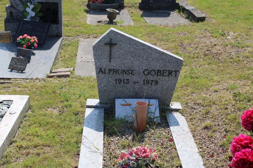 Belgian Graves Veterans Estinnes-au-Val #2